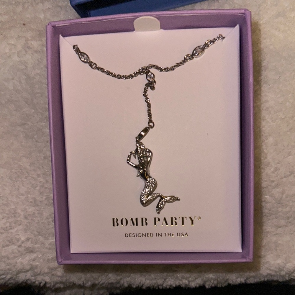 Silver Mermaid Necklace NWT